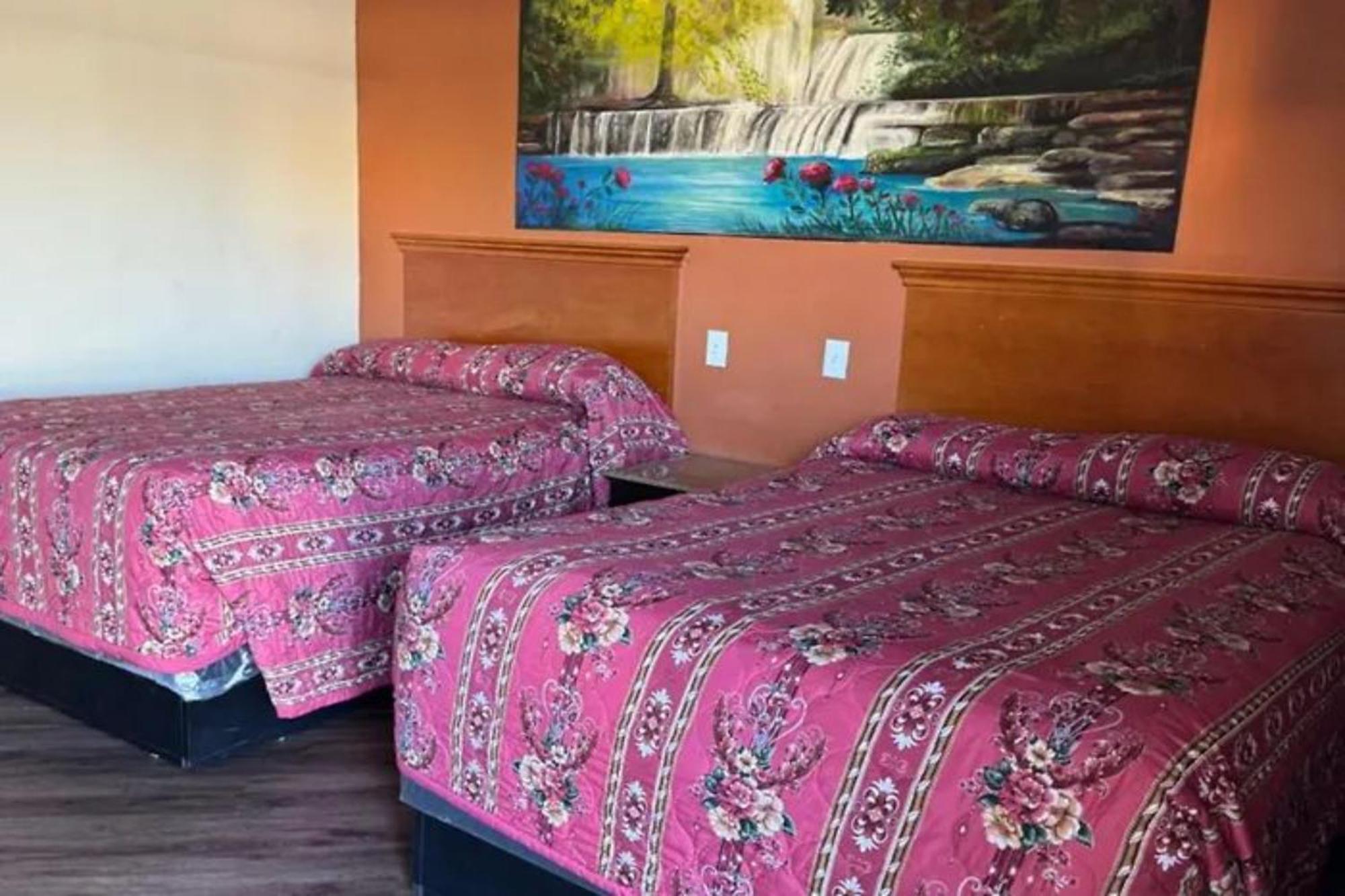 Robinhood Motel Anaheim West エクステリア 写真