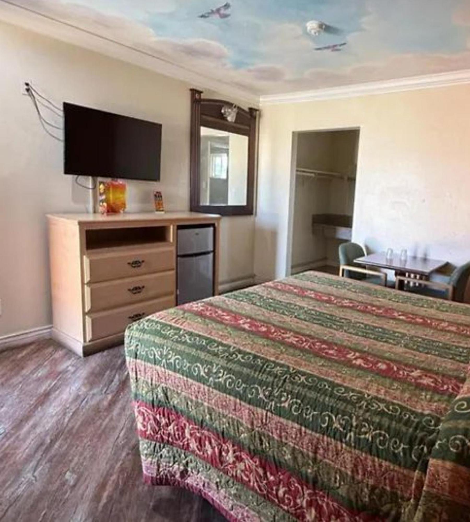 Robinhood Motel Anaheim West エクステリア 写真