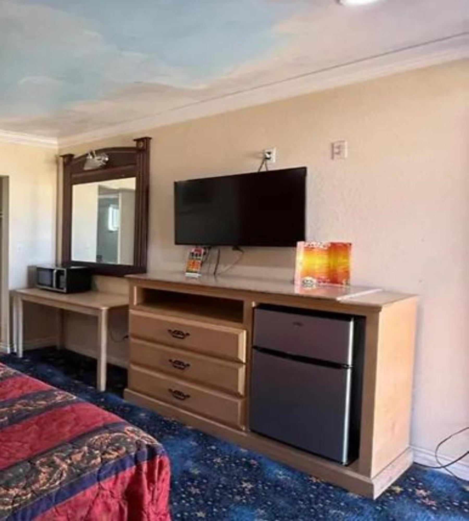Robinhood Motel Anaheim West エクステリア 写真