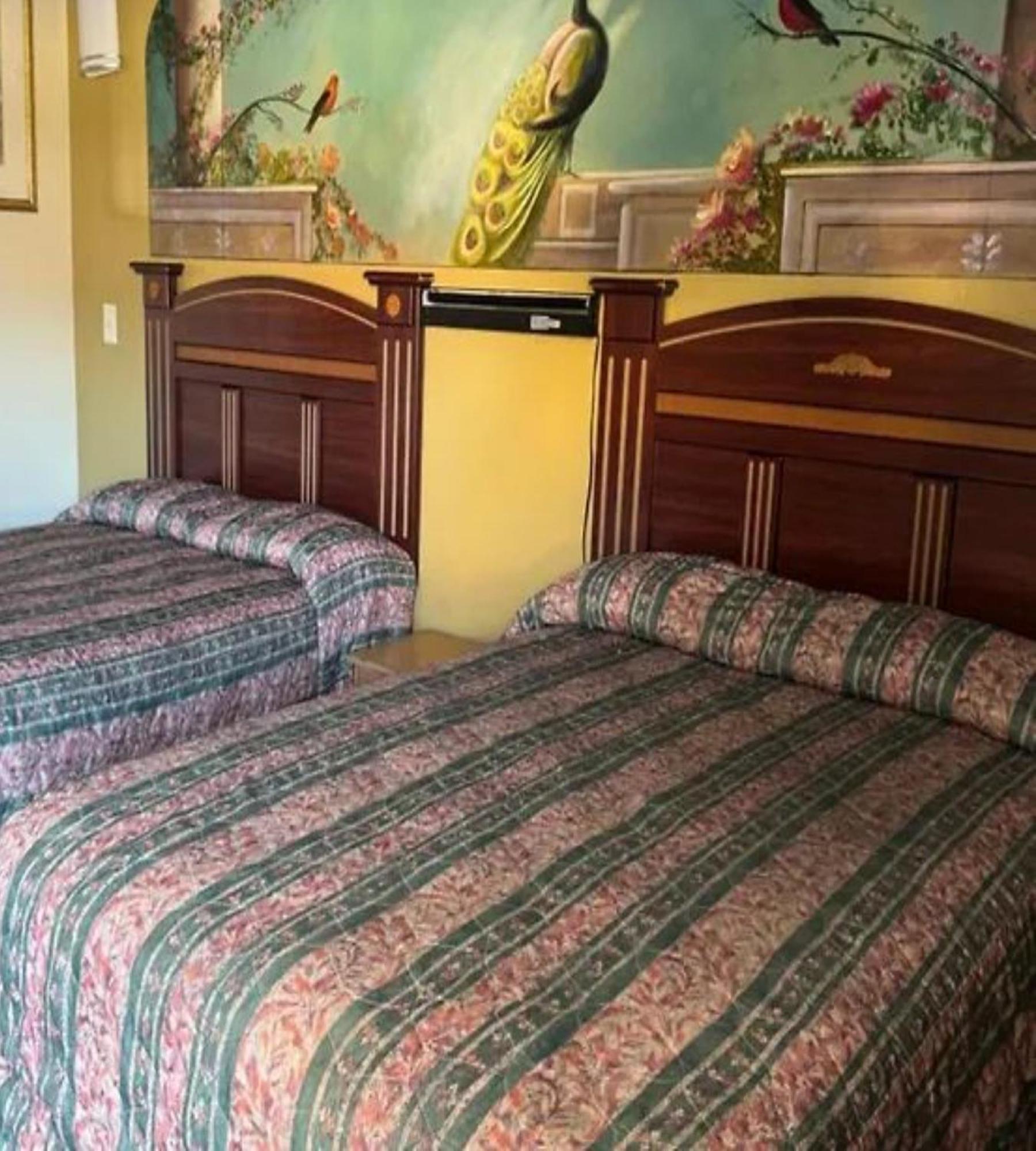 Robinhood Motel Anaheim West エクステリア 写真